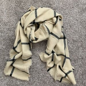 Cream and black plaid scarf
